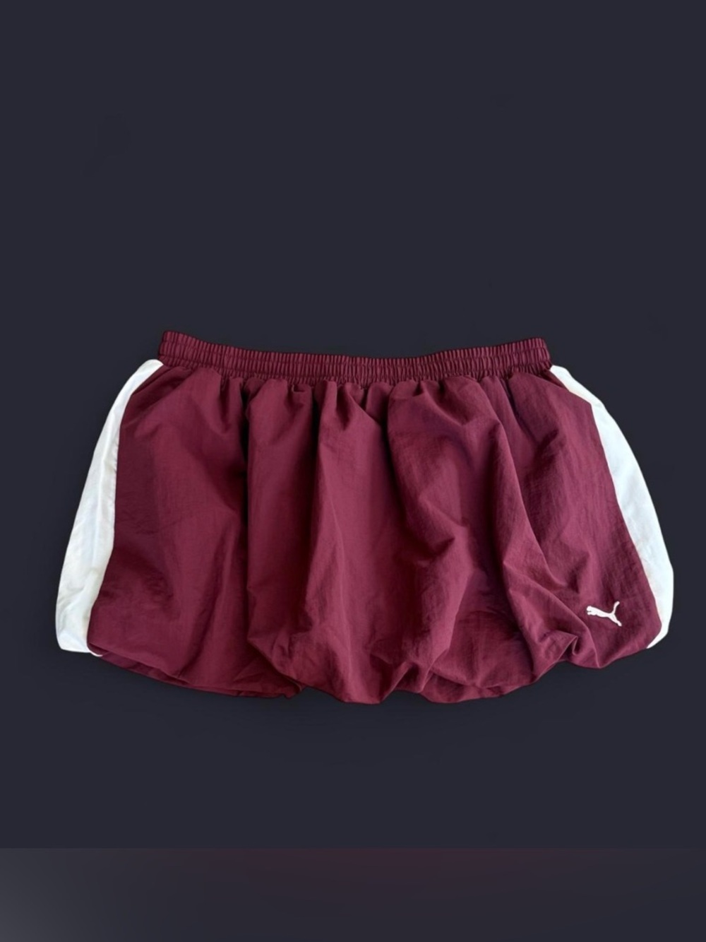 Women’s PUMA T7 Bubble Hem Skirt in a burgundy/red Mid Rise Elastic Size L